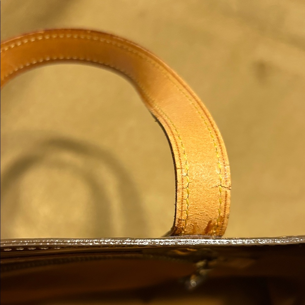 LV Monogram Vernis Reade Bronze MINI Tote Bag - Picture 10 of 16